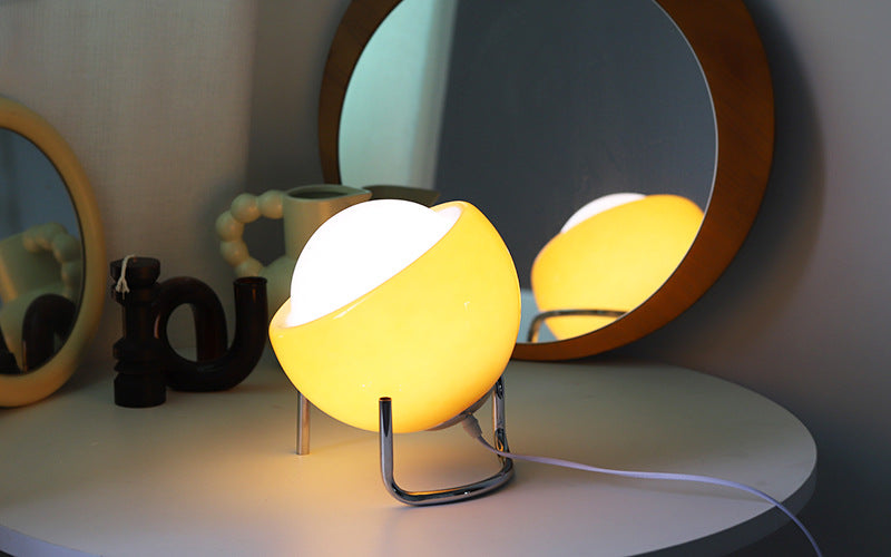 RetroGlow - Scandinavian Glass Table Lamp for Atmosphere