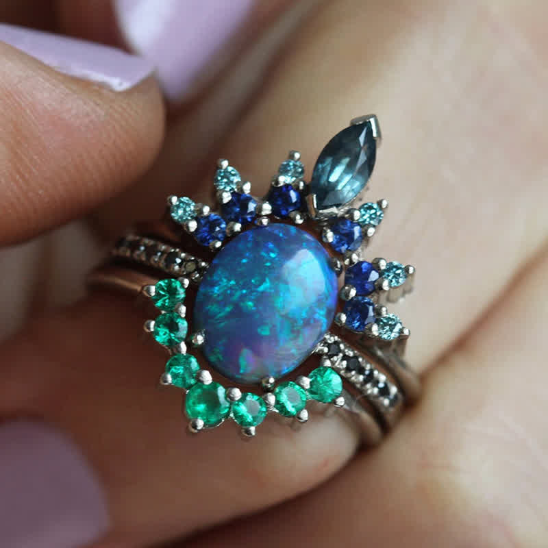 Isabella 3-piece ring set with stunning sapphires and opals