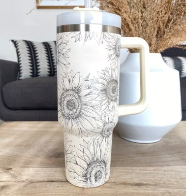 HydraChic Thermo Cup - Stylish Insulation for Beverages
