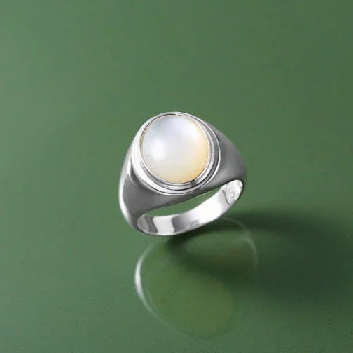 Isla Pinctada Albina Ring in Sterling Silver
