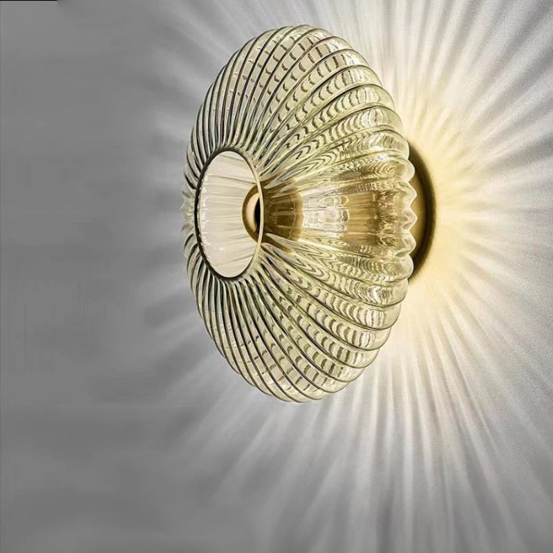 Verre Luminis – Elegant Glass Wall Lamp for Atmospheric Lighting