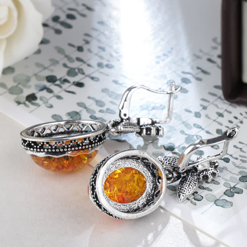 Noras Vintage Blommiga Amberörhängen