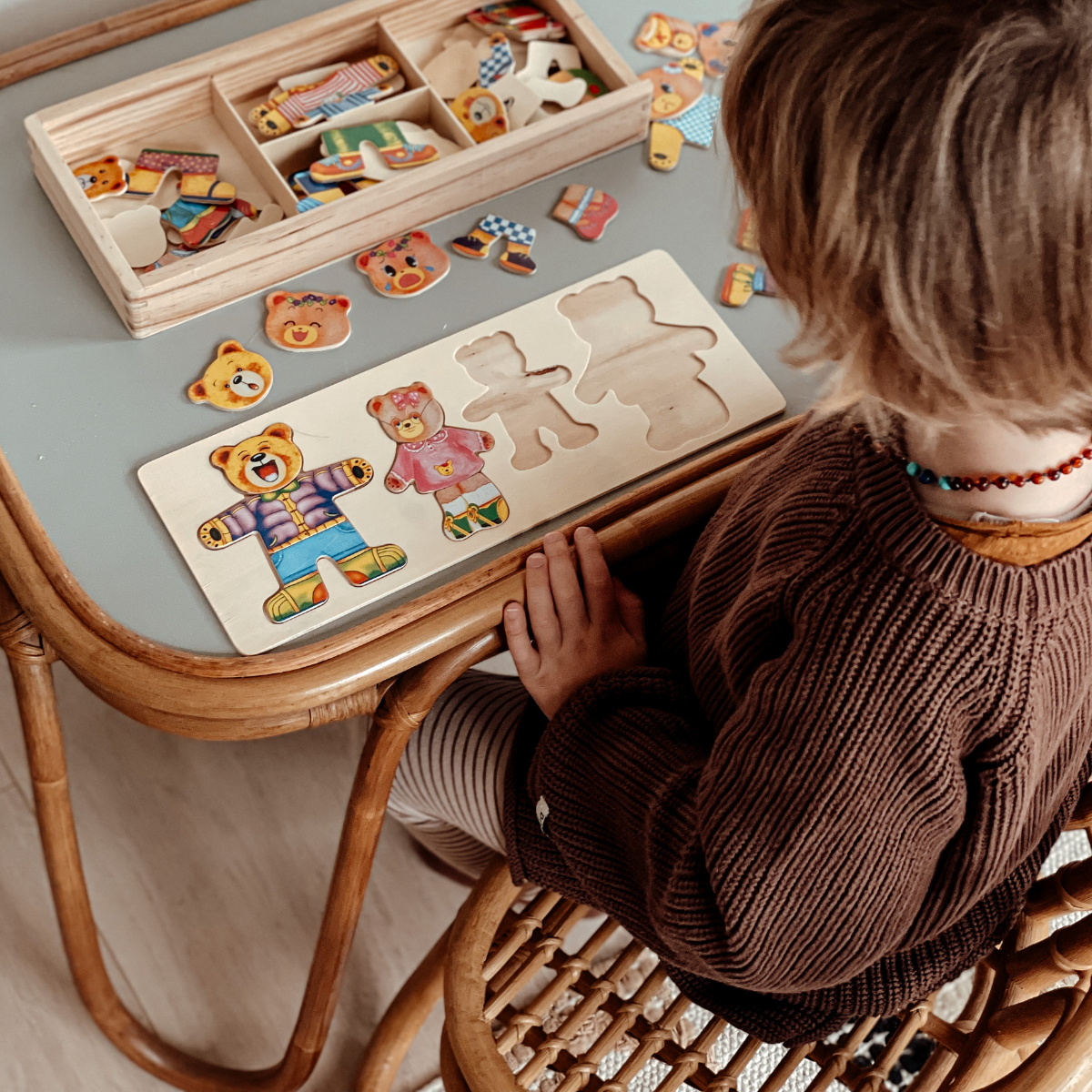 WoodCraft Puzzle - 100 Clothing Creations for Children