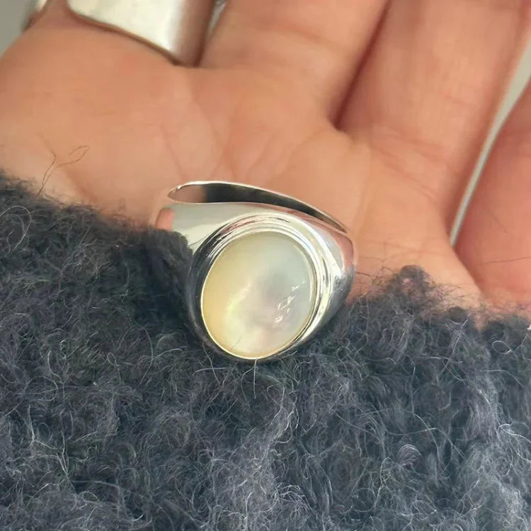 Isla Pinctada Albina Ring in Sterling Silver