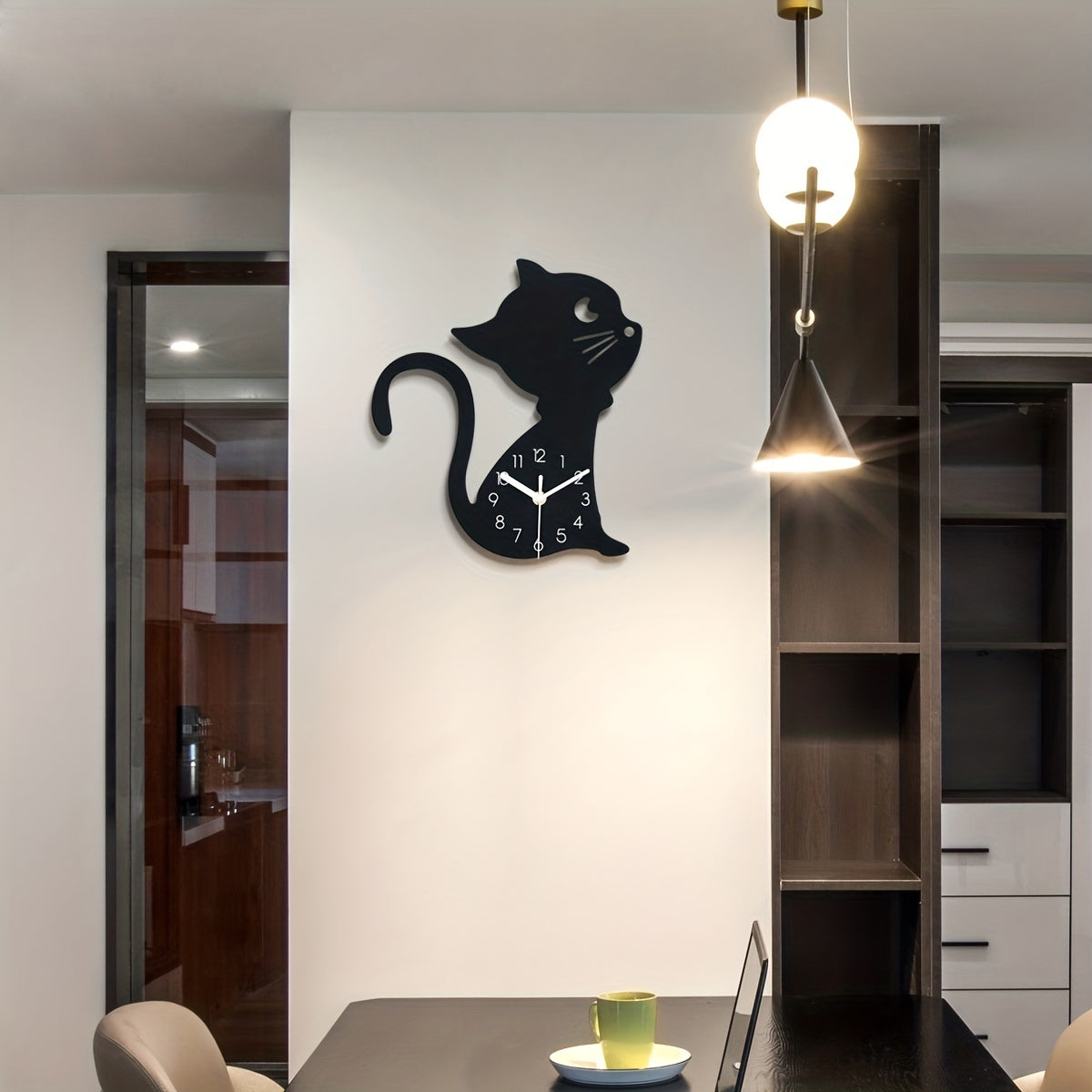 ModernPaws – Unique Cat Wall Clock for Interior Design