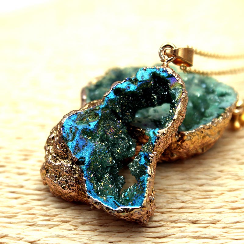 Gaia Natural Crystals Geode Hanging Decoration