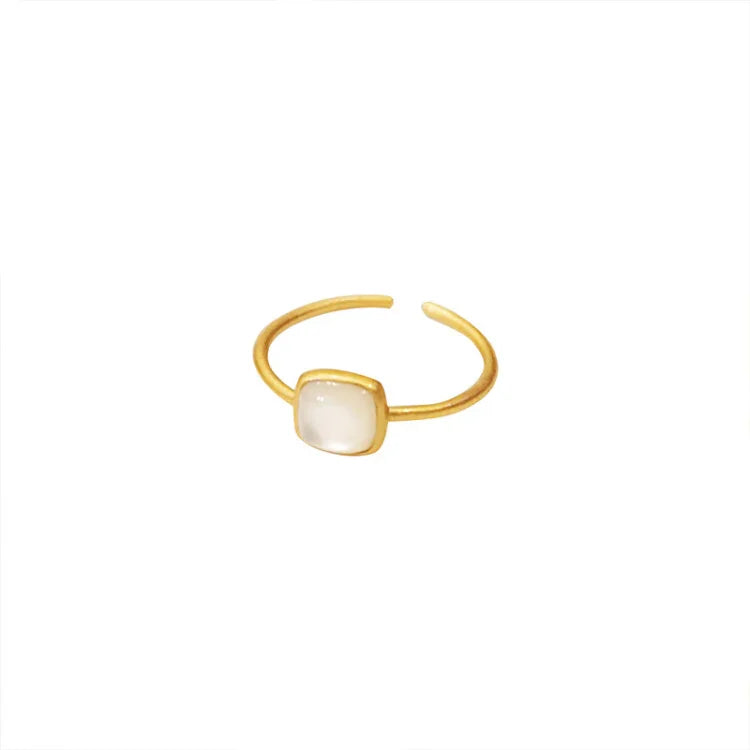 Captivating Elvira Vintage Enamel Ring