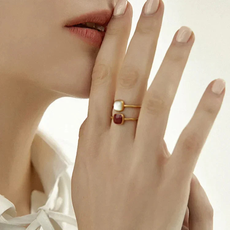 Captivating Elvira Vintage Enamel Ring