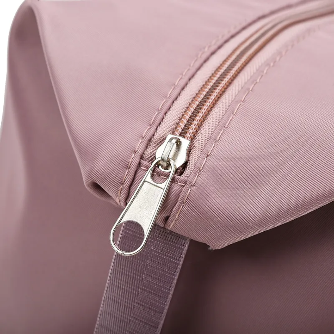 Gabbie Suitcase - Durable and Expandable