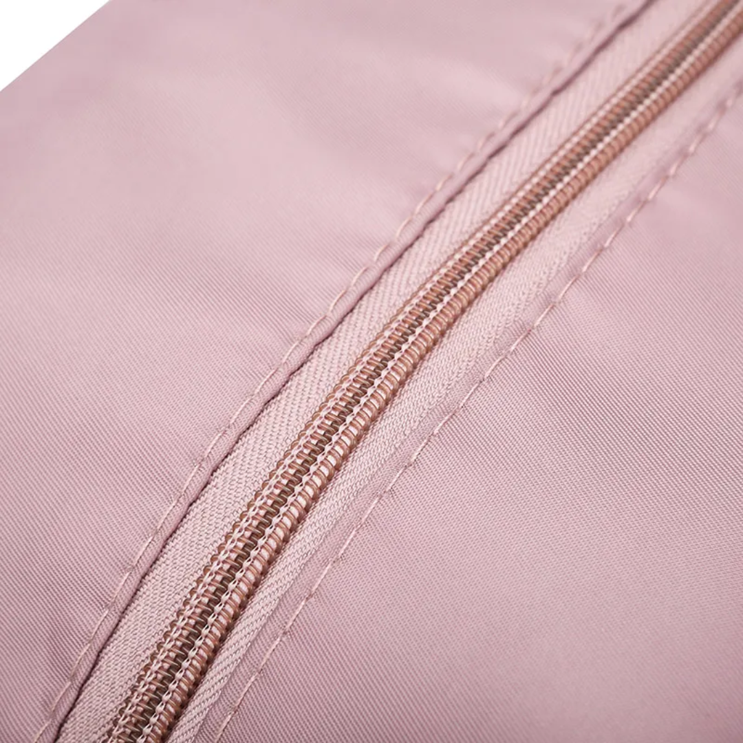 Gabbie Suitcase - Durable and Expandable