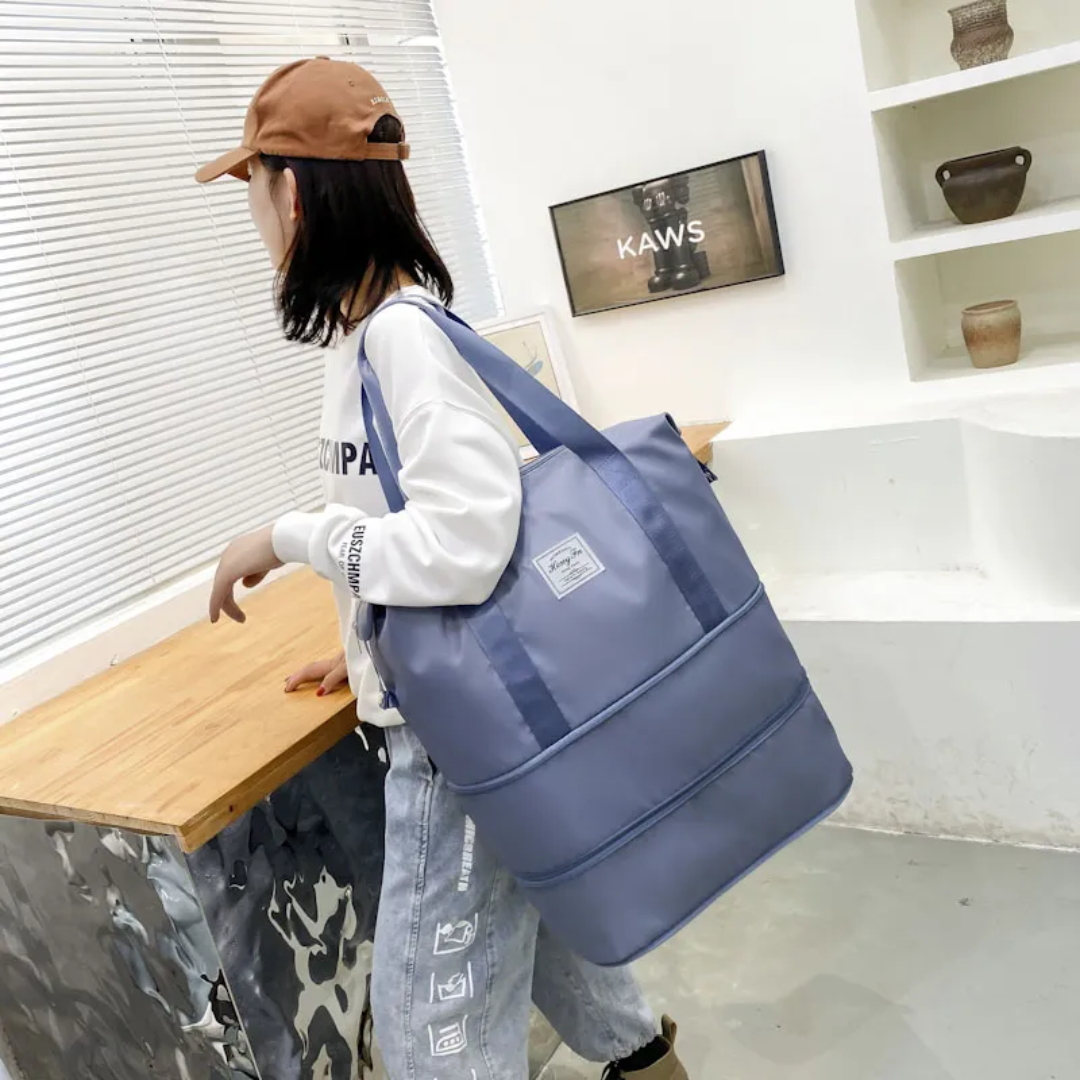 Gabbie Suitcase - Durable and Expandable