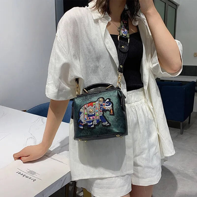 RoxyBag - Luxury Crossbody Bag with Unique Style