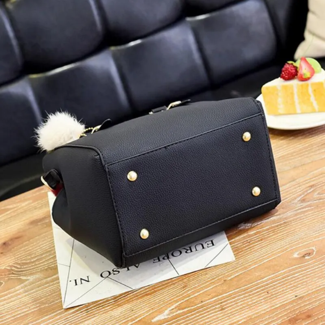 Helen Crossbody Bag – Timeless Elegance Accessory