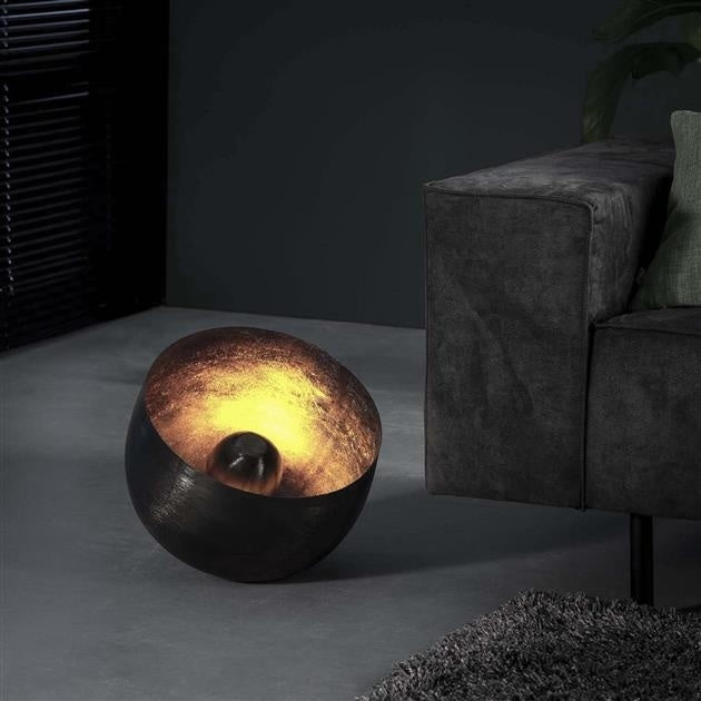 BaselNickel – Refined Table Lamp for Elegant Interiors