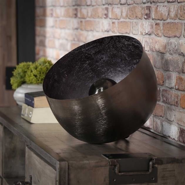 BaselNickel – Refined Table Lamp for Elegant Interiors