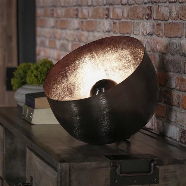 BaselNickel – Refined Table Lamp for Elegant Interiors