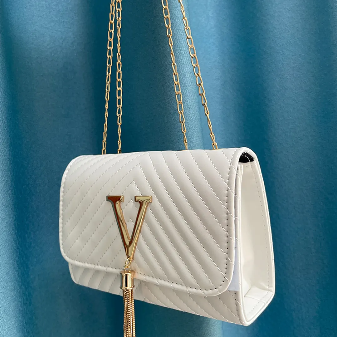 Jannete Luxe Handbag – Timeless Elegance for Every Occasion