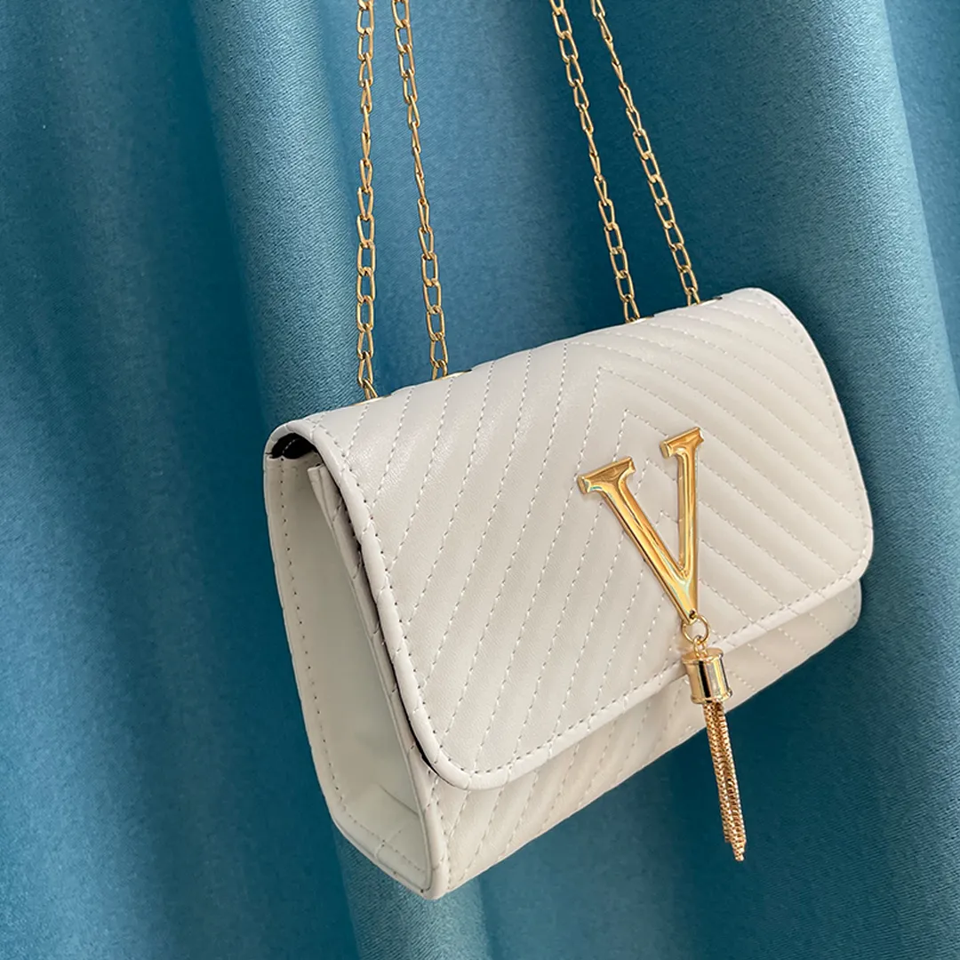 Jannete Luxe Handbag – Timeless Elegance for Every Occasion