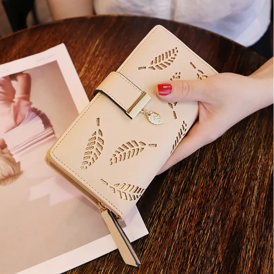 GoldenLeaf – Luxury Leather Wallet with Leaves