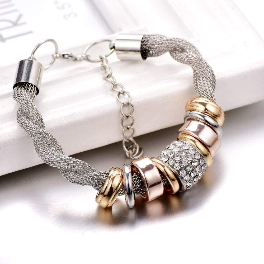 Zarina - Elegant Braided Bracelet for a Trendy Look