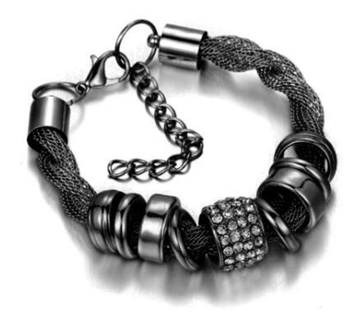 Zarina - Elegant Braided Bracelet for a Trendy Look