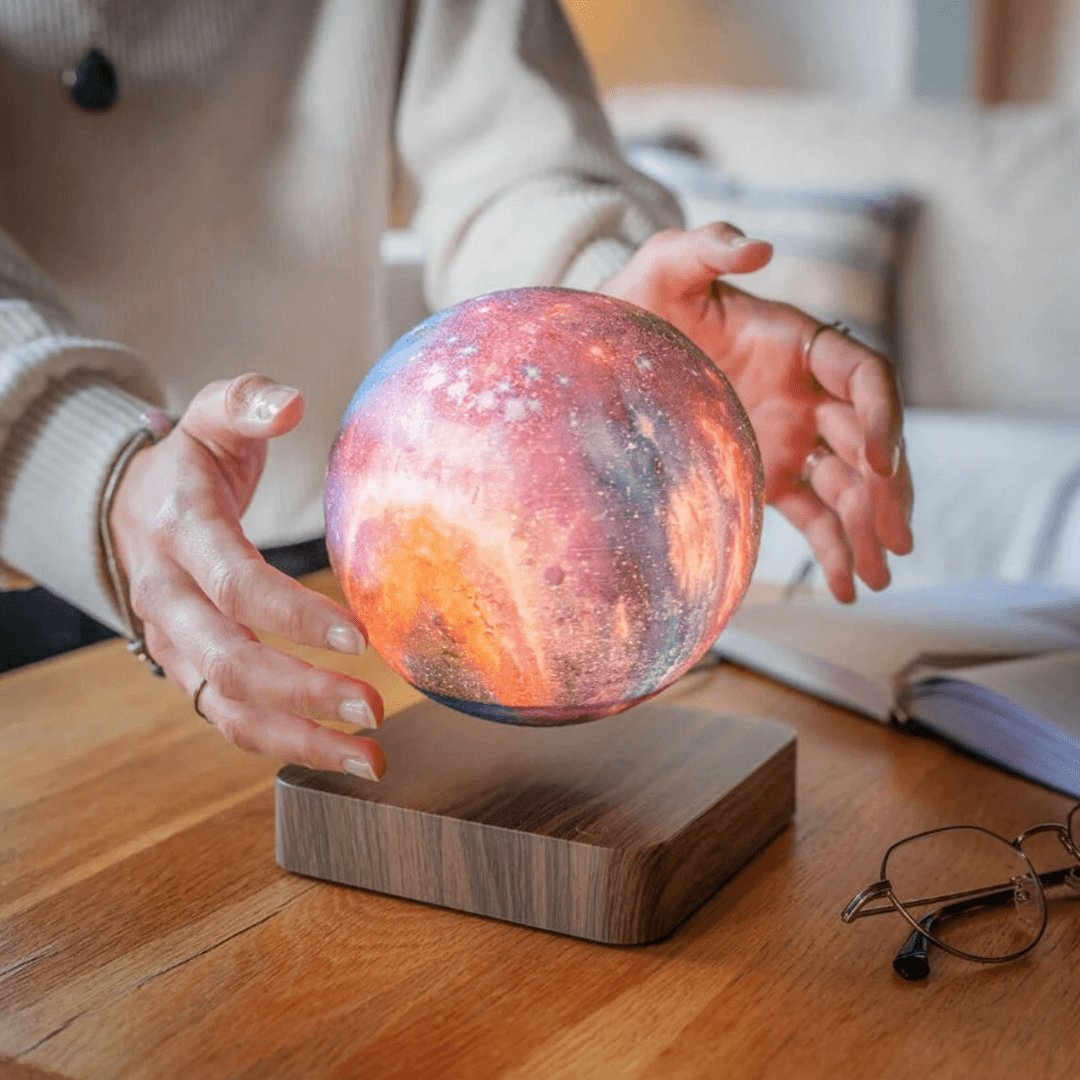 Floating Moon Lamp - Magical Atmosphere with 16 Colors