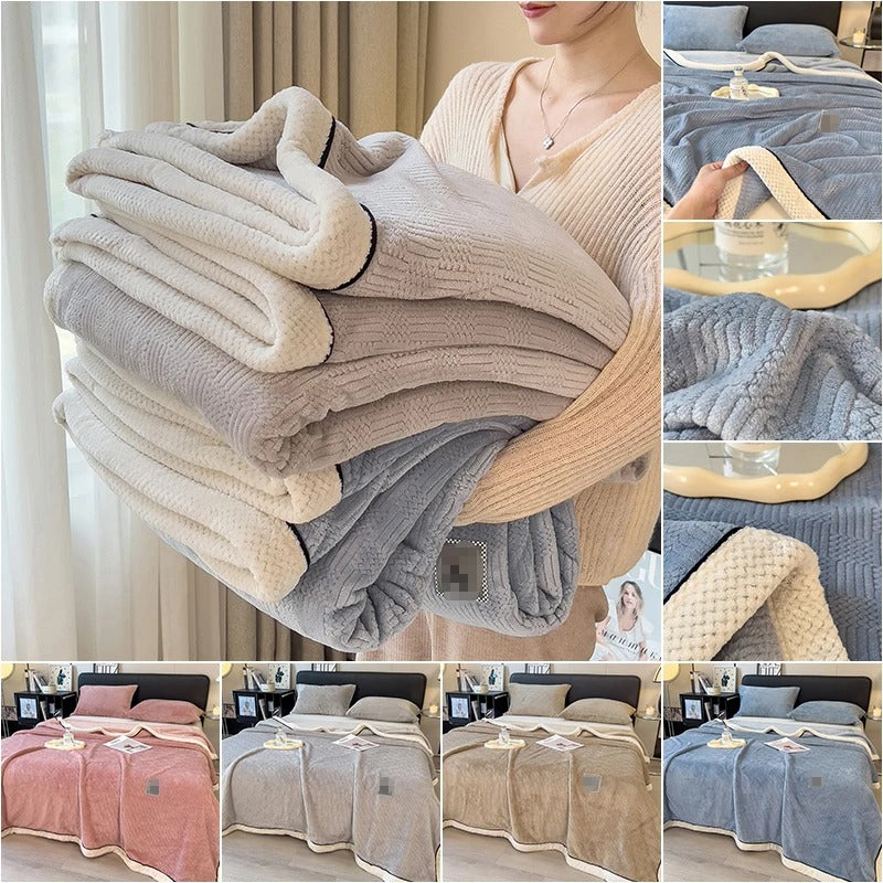 CoralFleece Luxe Blanket – Soft and Warm for your Living Room