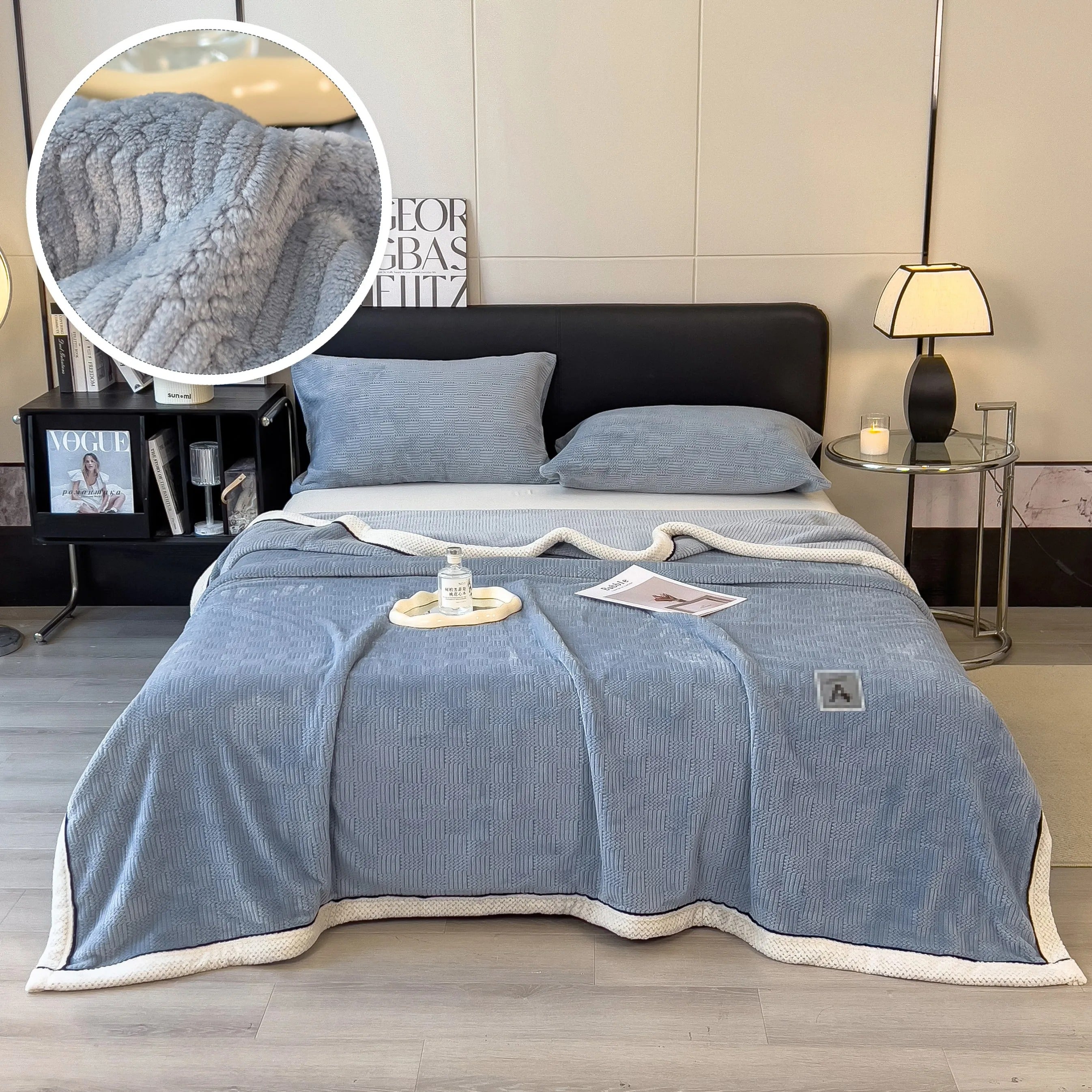 CoralFleece Luxe Blanket – Soft and Warm for your Living Room