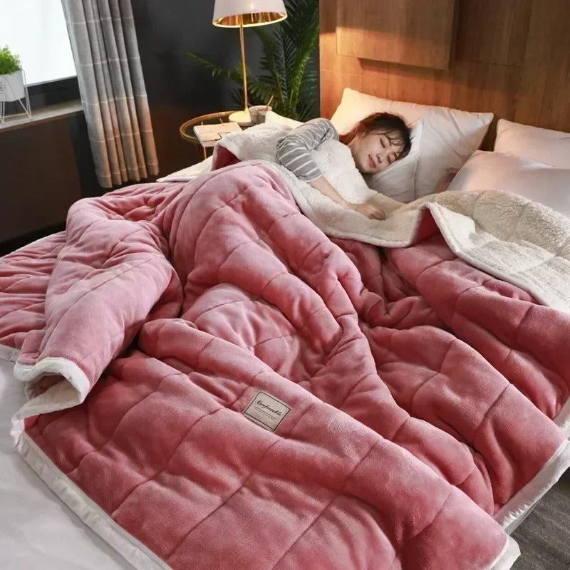 CoralLuxe – Super Soft Blanket for Cold Nights