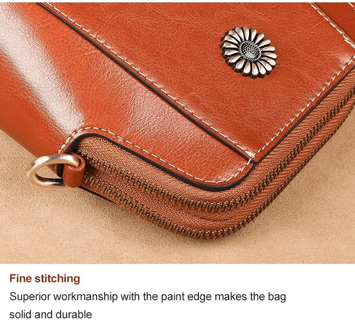 LeatherVibe - Elegant Leather Crossbody Bag