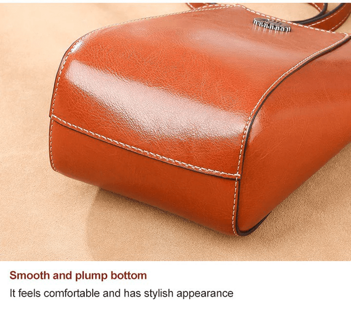 LeatherVibe - Elegant Leather Crossbody Bag