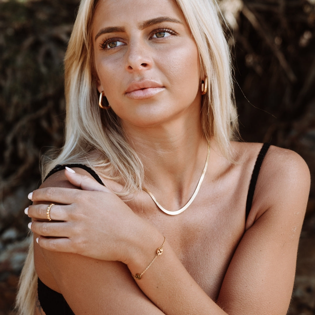 Elegant Naxos Earrings for a Refined Look