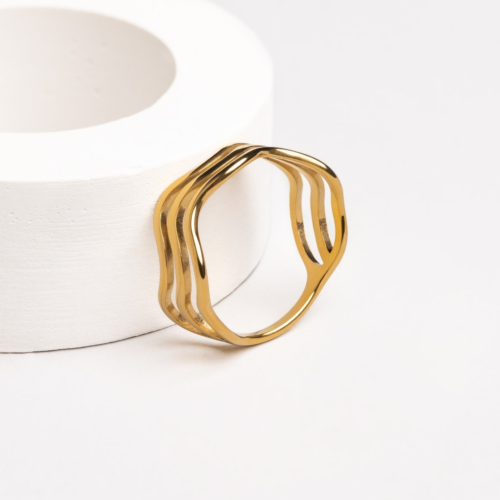 Golf-inspired Nerida ring – Elevate your style!