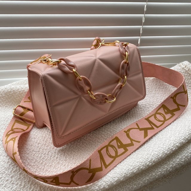 Savannah Chic - Padded Designer Handbag