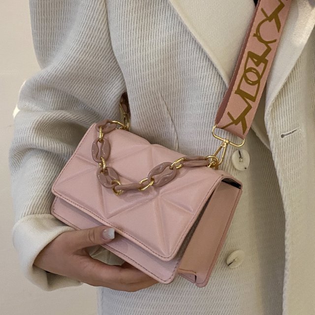 Savannah Chic - Padded Designer Handbag