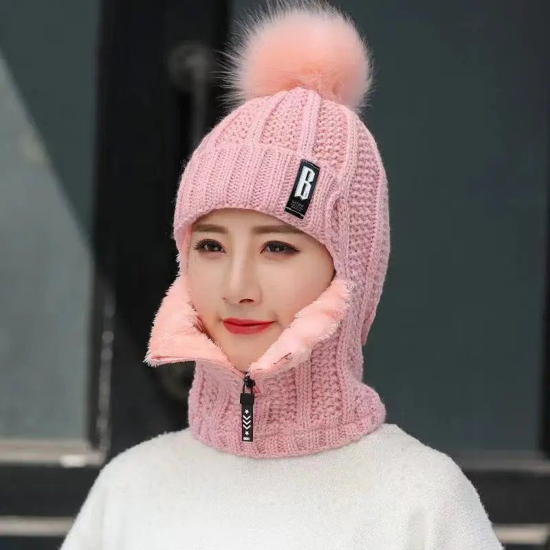 WinterPom – Trendy Accessory for Cold Winter Days
