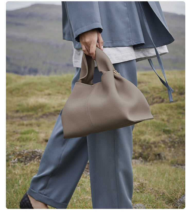 PureElegance Bag - Luxurious Vintage Leather Women's Bag