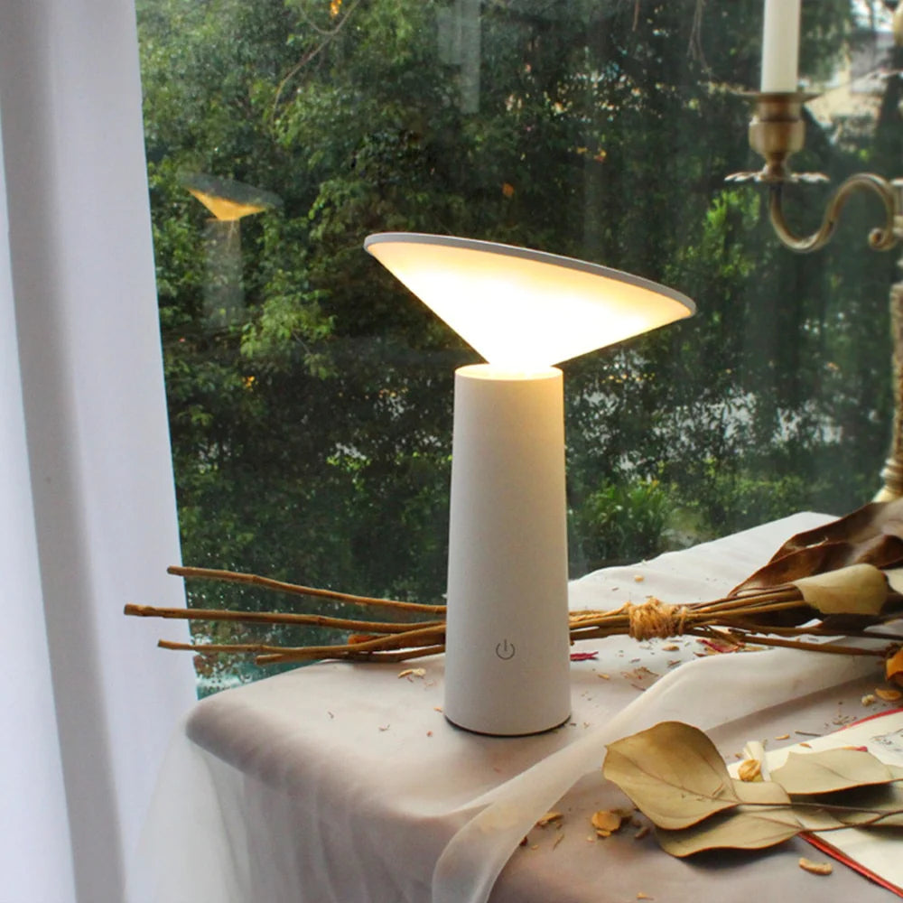 FlexiLicht - Trendy Adjustable LED Table Lamp for the Home