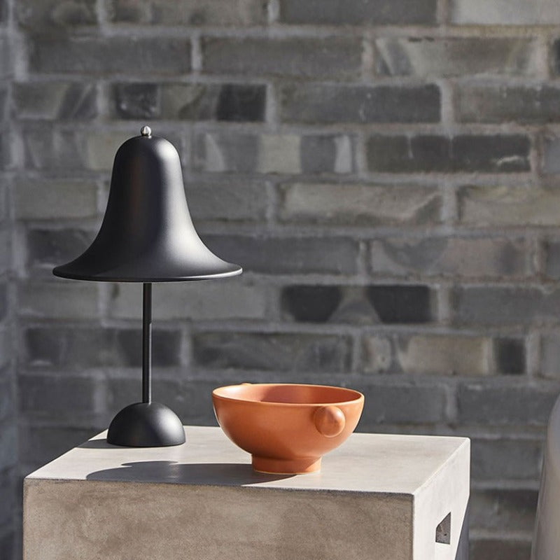 Classic Cap Wireless Table Lamp - Timeless Design and Long-Lasting Battery