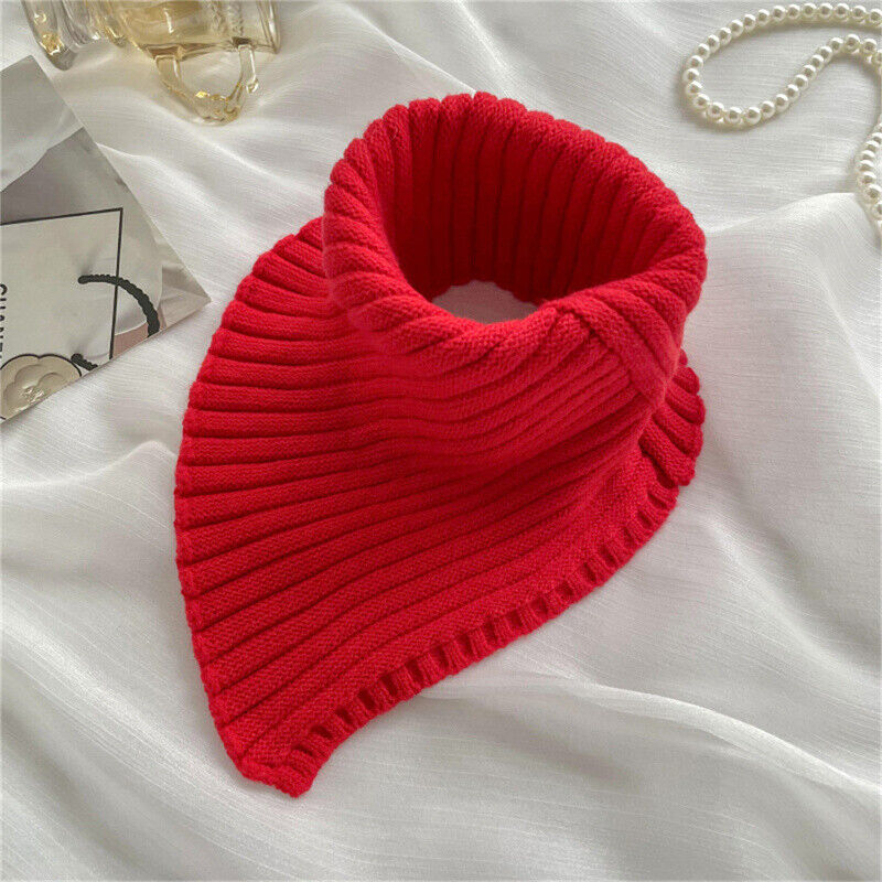 CosyWrap Scarf - Stylish and Warm Winter Accessory