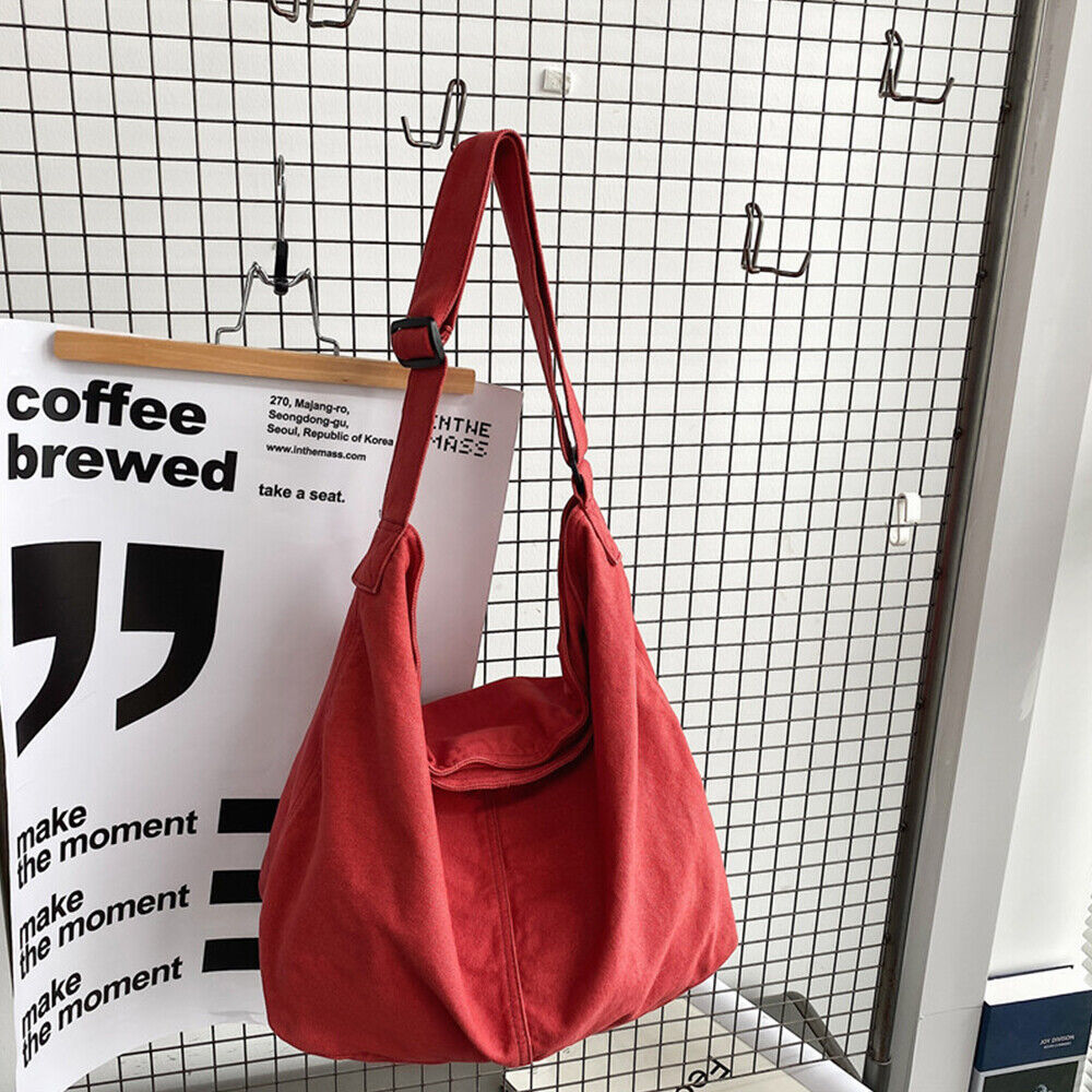 Nova - Elegant and Functional Shoulder Bag for Everyday Use