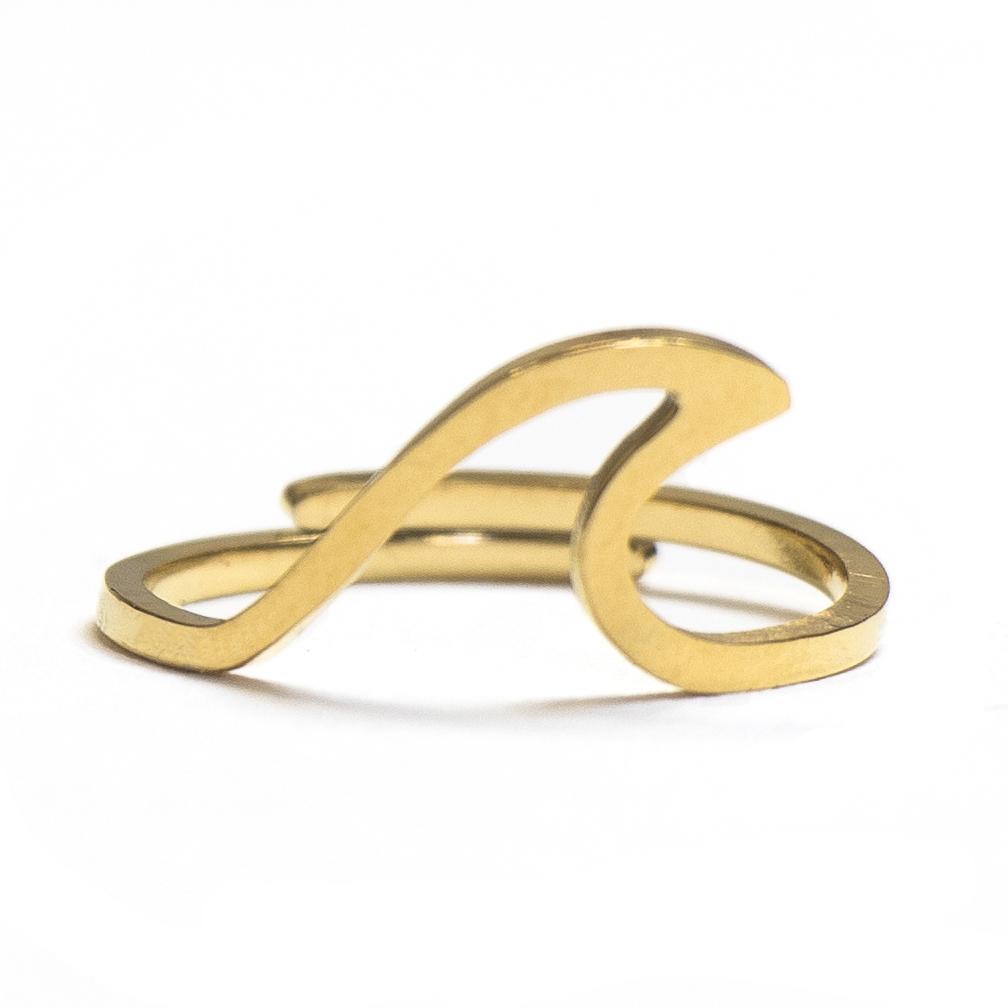 Elegant Wavy Ring - Mila