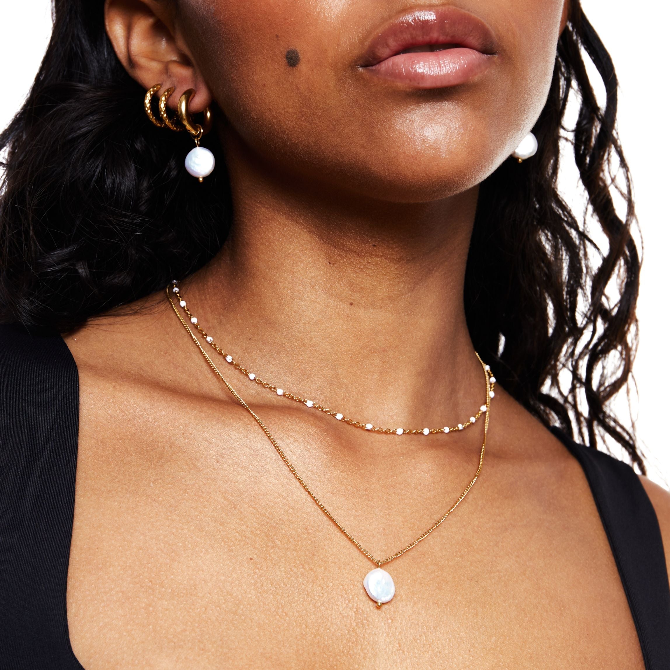Elegant Choker med Strålande Vita Emaljperlor - Aurielle