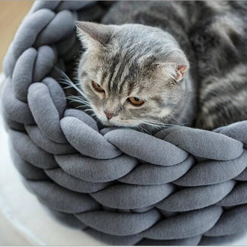 WoollyNest – Stylish Basket for Pets