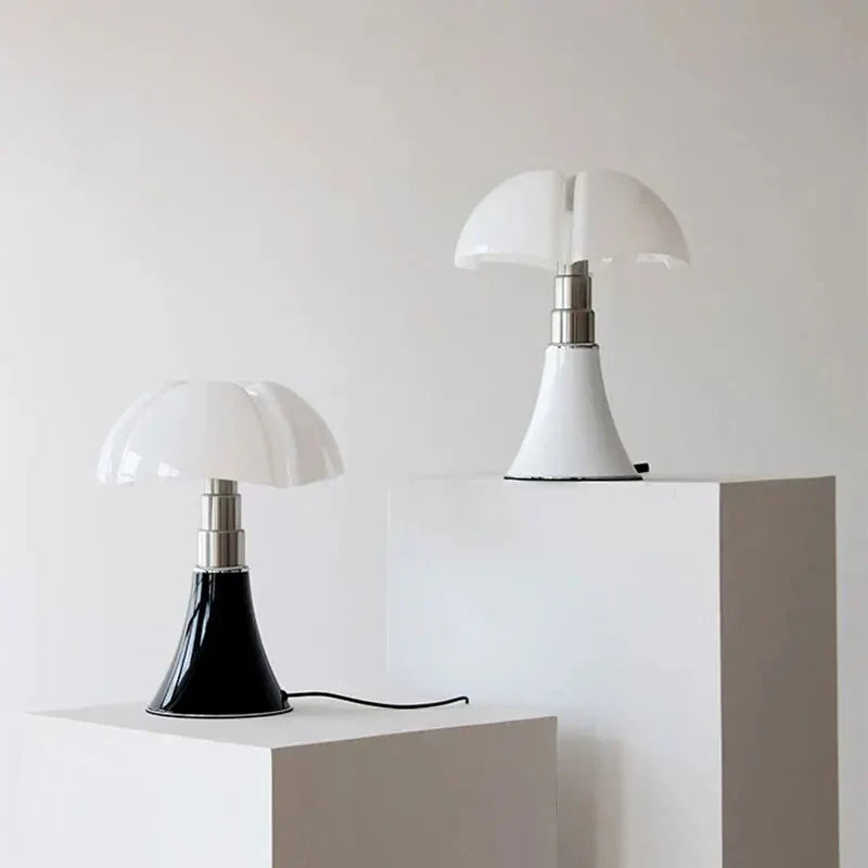 FloraLuxe - Elegant Flower Table Lamp for Interior Design