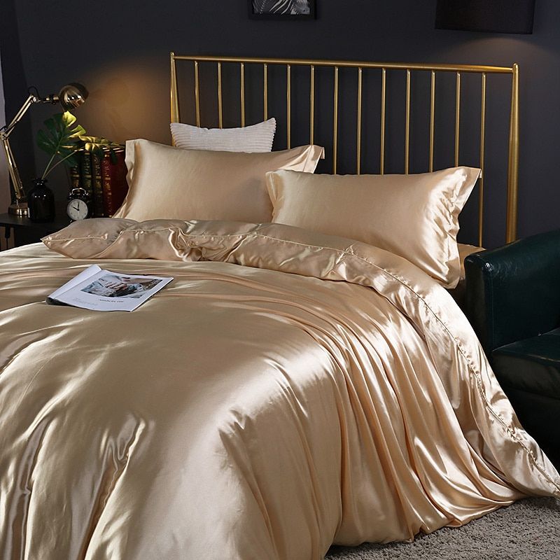 ZijdeEssentie Luxury Bedding Set - Ultimate Comfort & Elegance