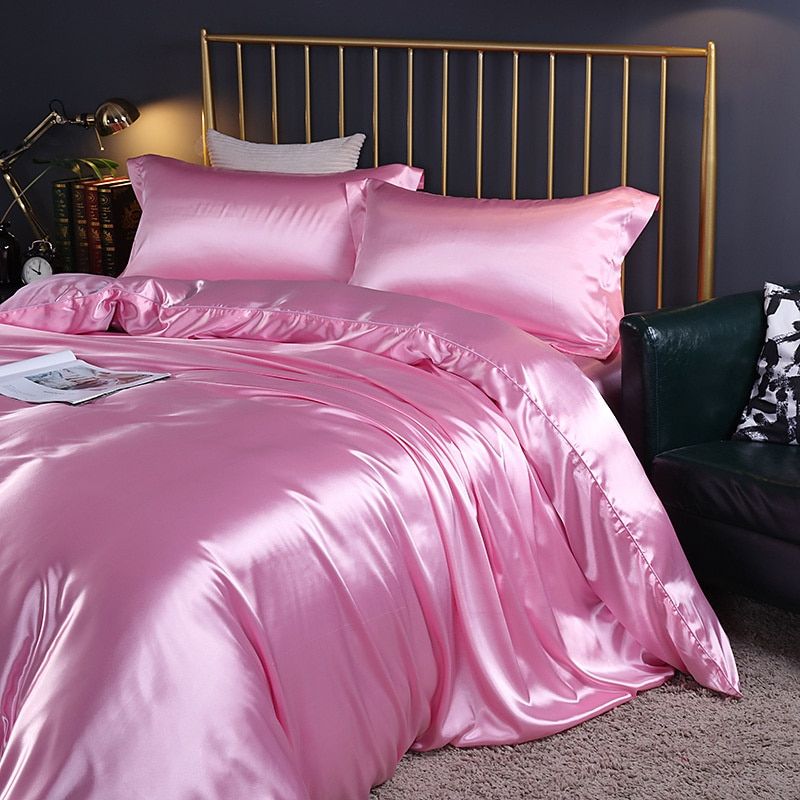 ZijdeEssentie Luxury Bedding Set - Ultimate Comfort & Elegance