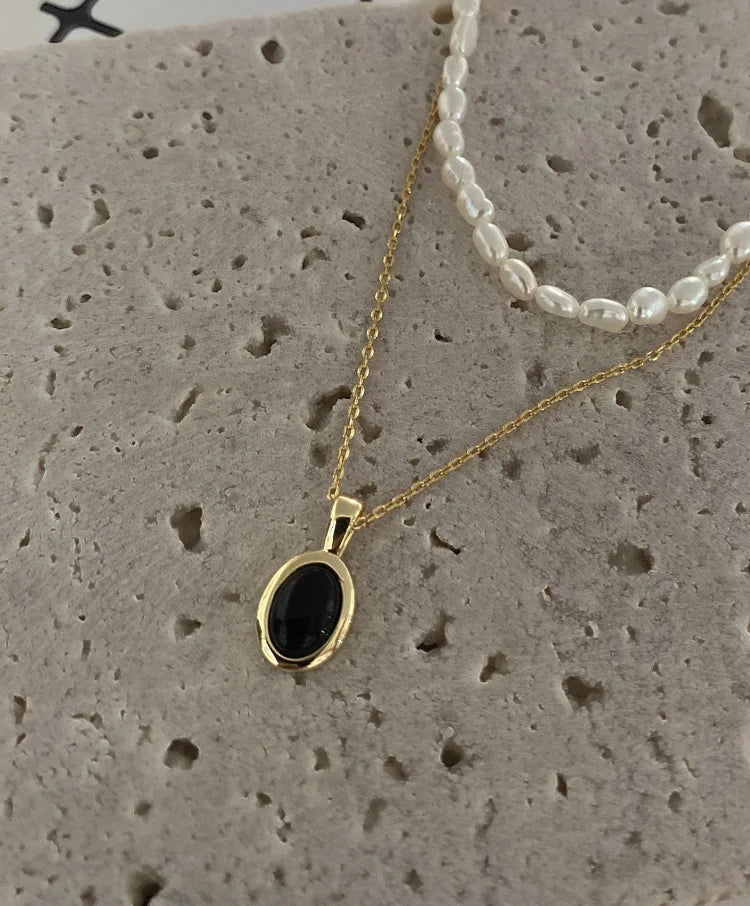 Elegant black onyx and pearl stacking necklace - Aria collection