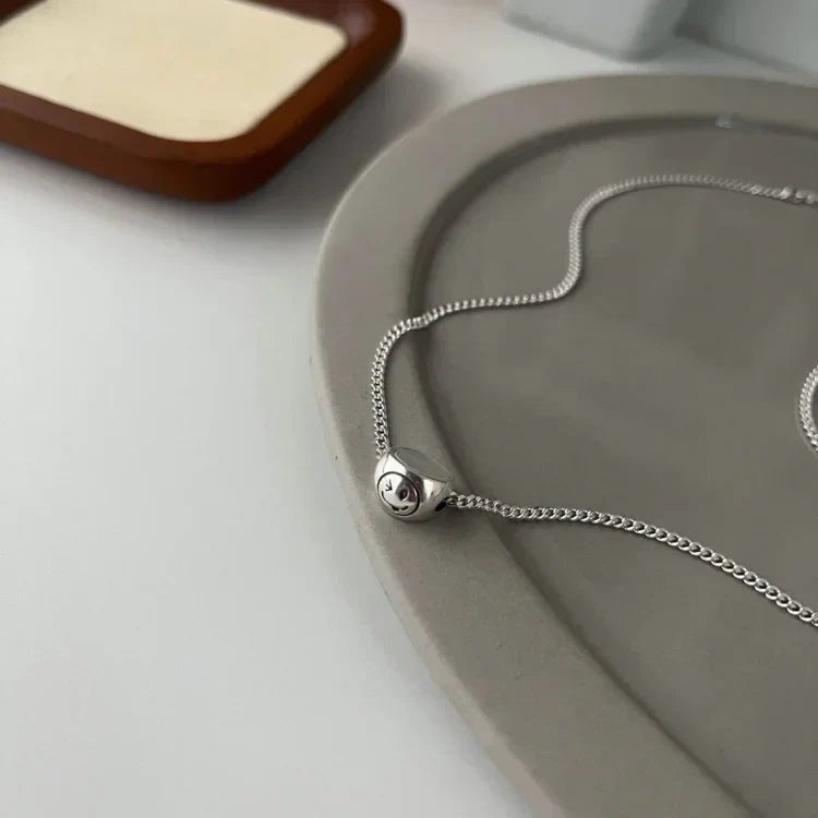 Chic Smiley Necklace - Mira for a Happy Touch