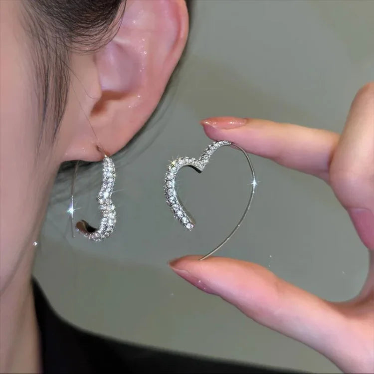 Eliana Zirconia Heart Earrings - Shine and Glamour for Your Ears